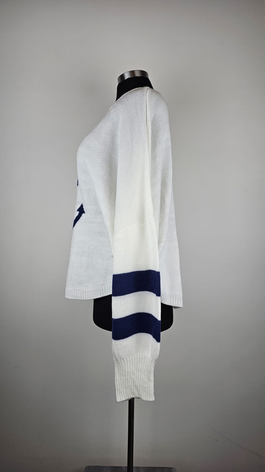 Sweater Sin Marca  Talla L