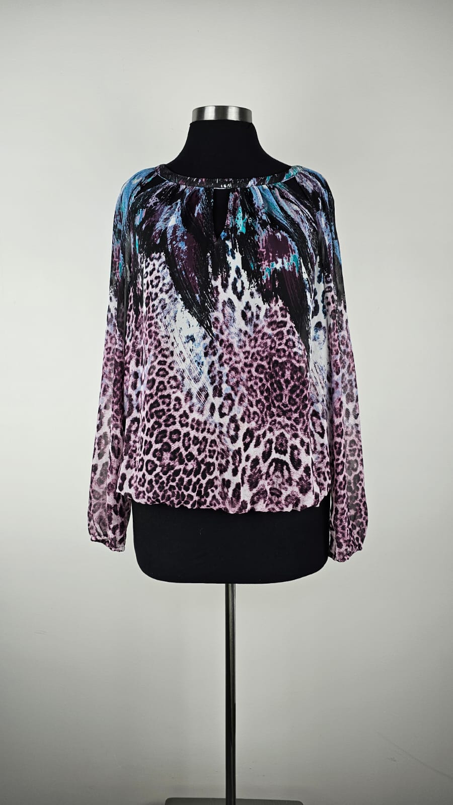 Blusa Premium Jennifer López  Talla M