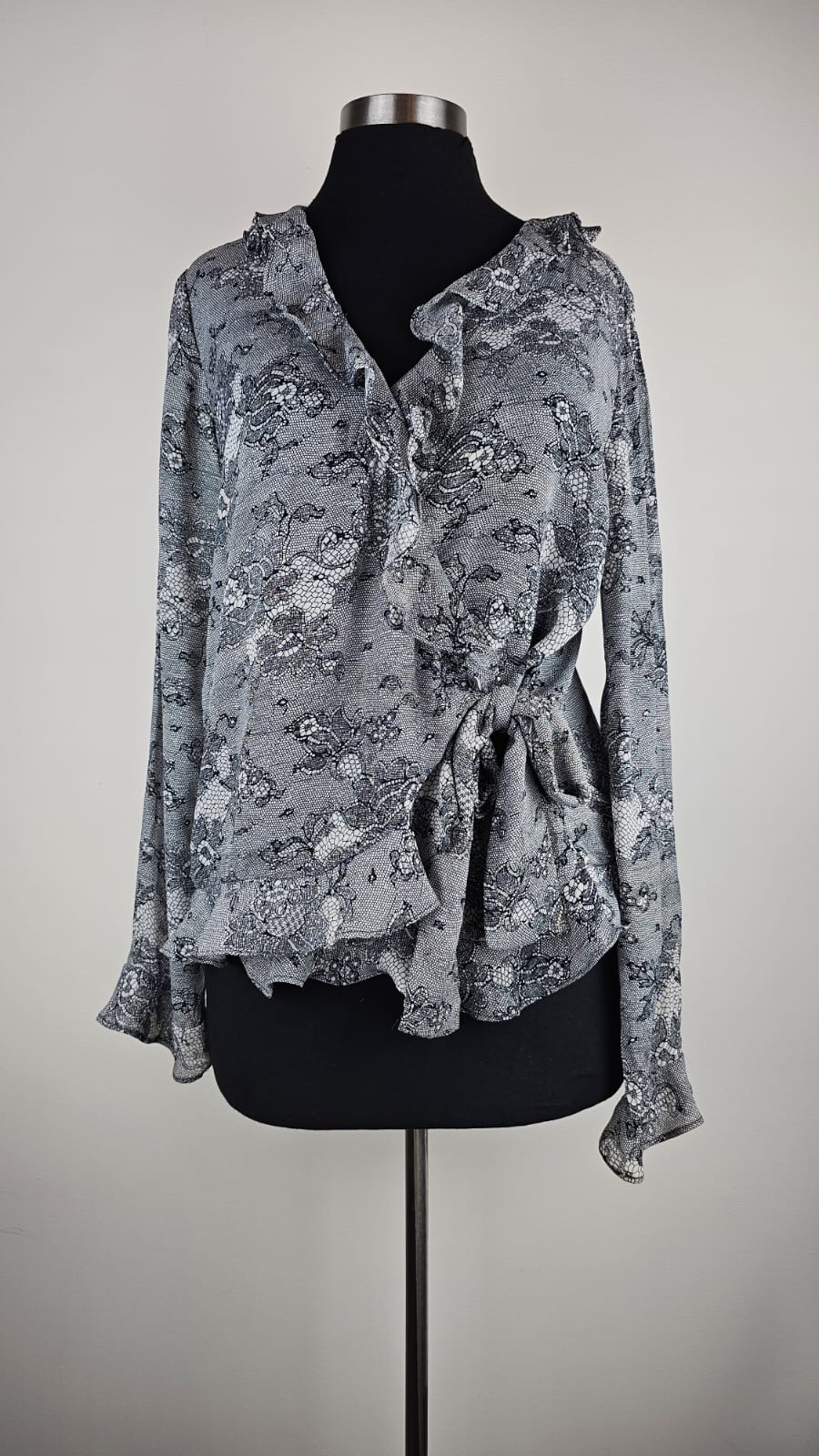 Blusa Premium Sunny Leigh  Talla M