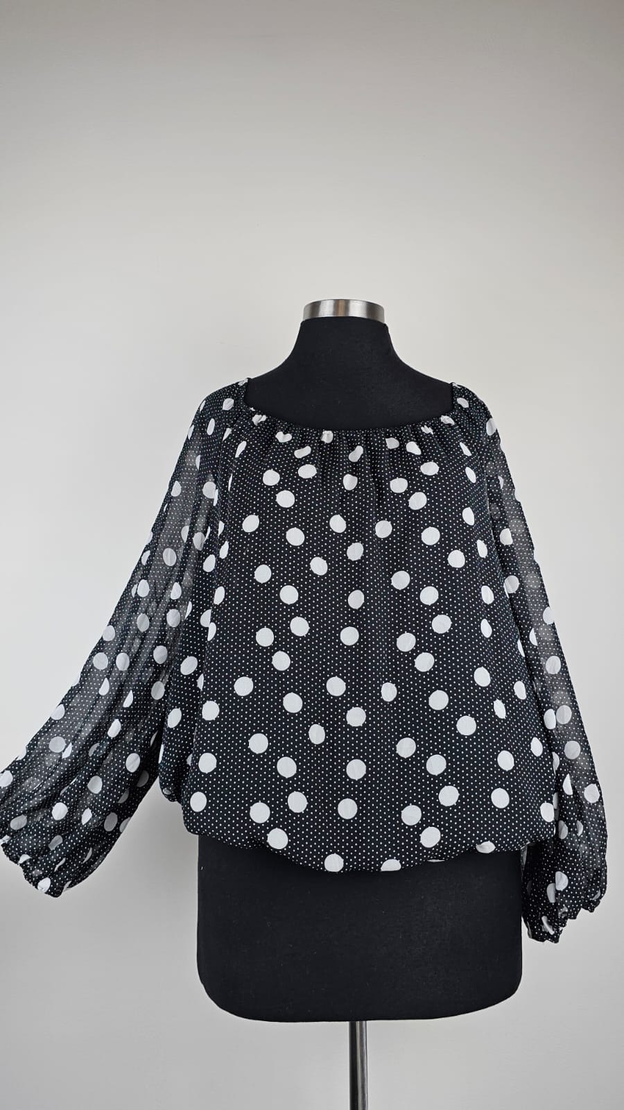 Blusa Premium VINCE CAMUTO   Talla M