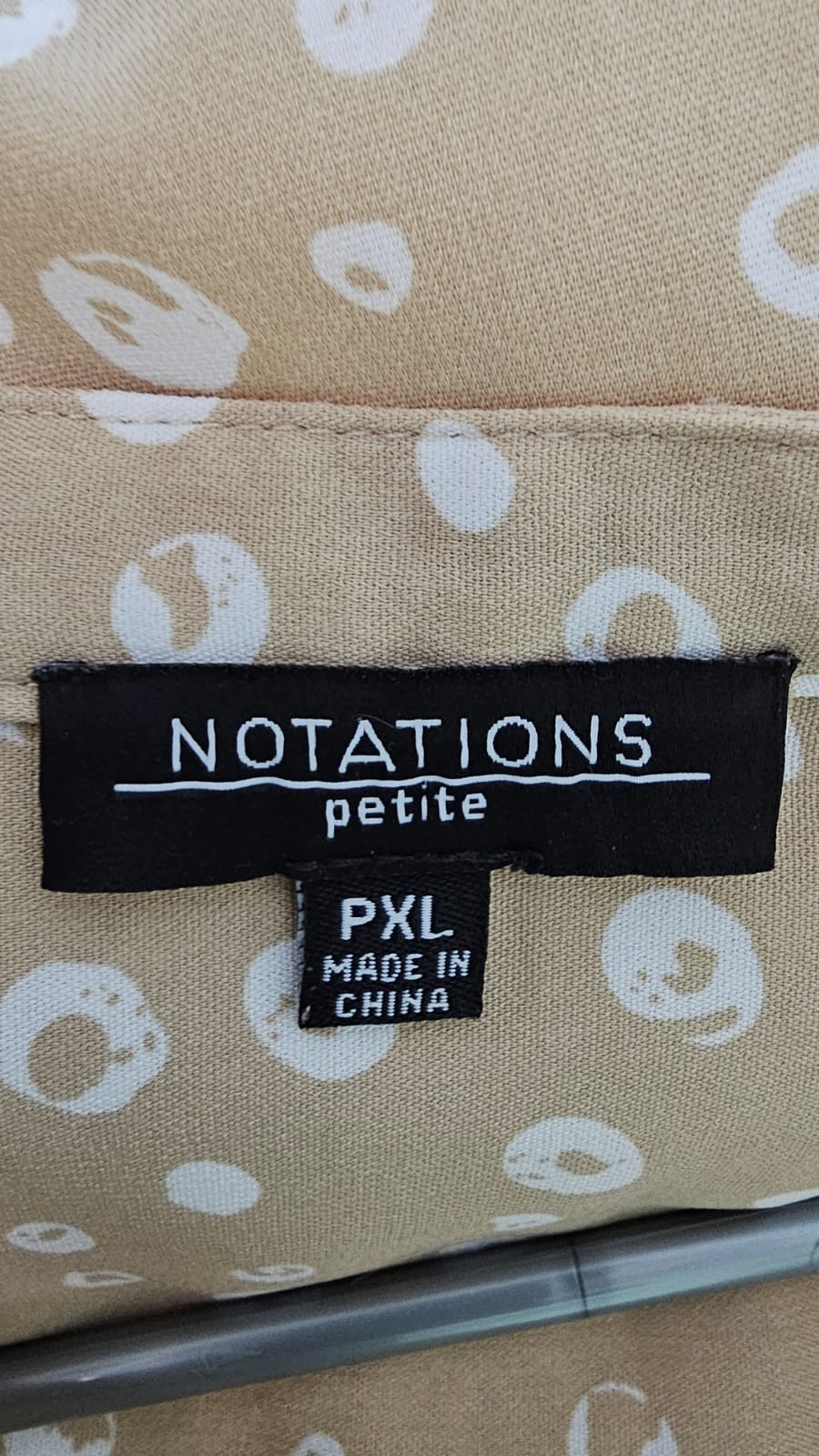 Blusa Premium Notations   Talla XL