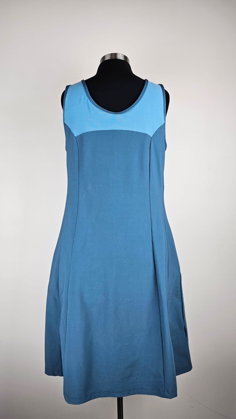 Vestido Premium MONDETTA   Talla M