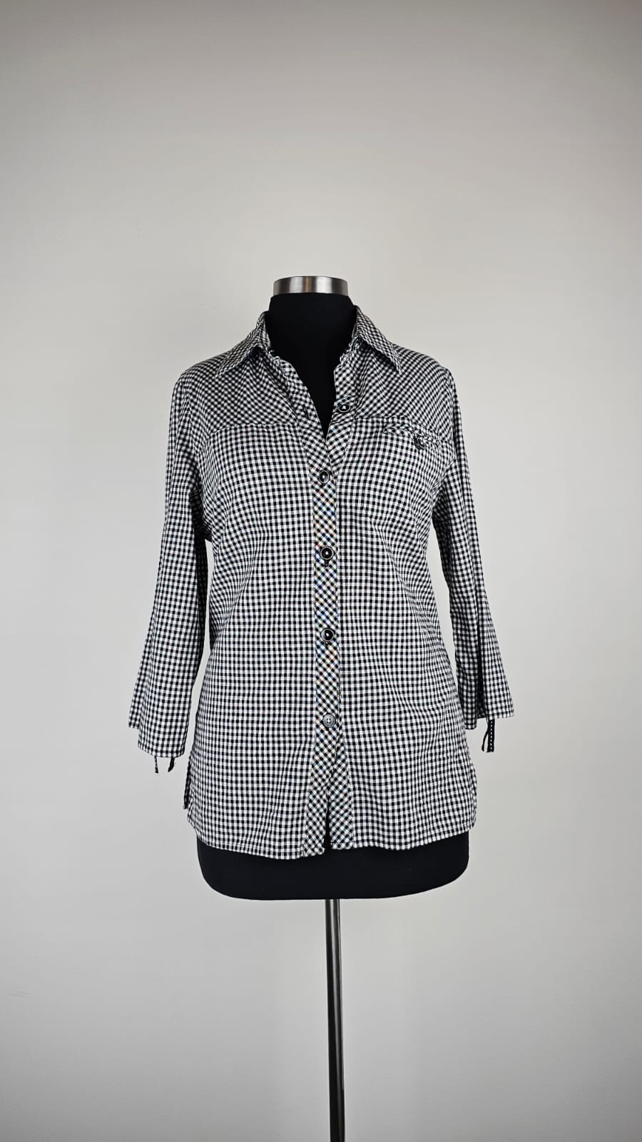Blusa Premium DRAPER's & DAMON´s   Talla S