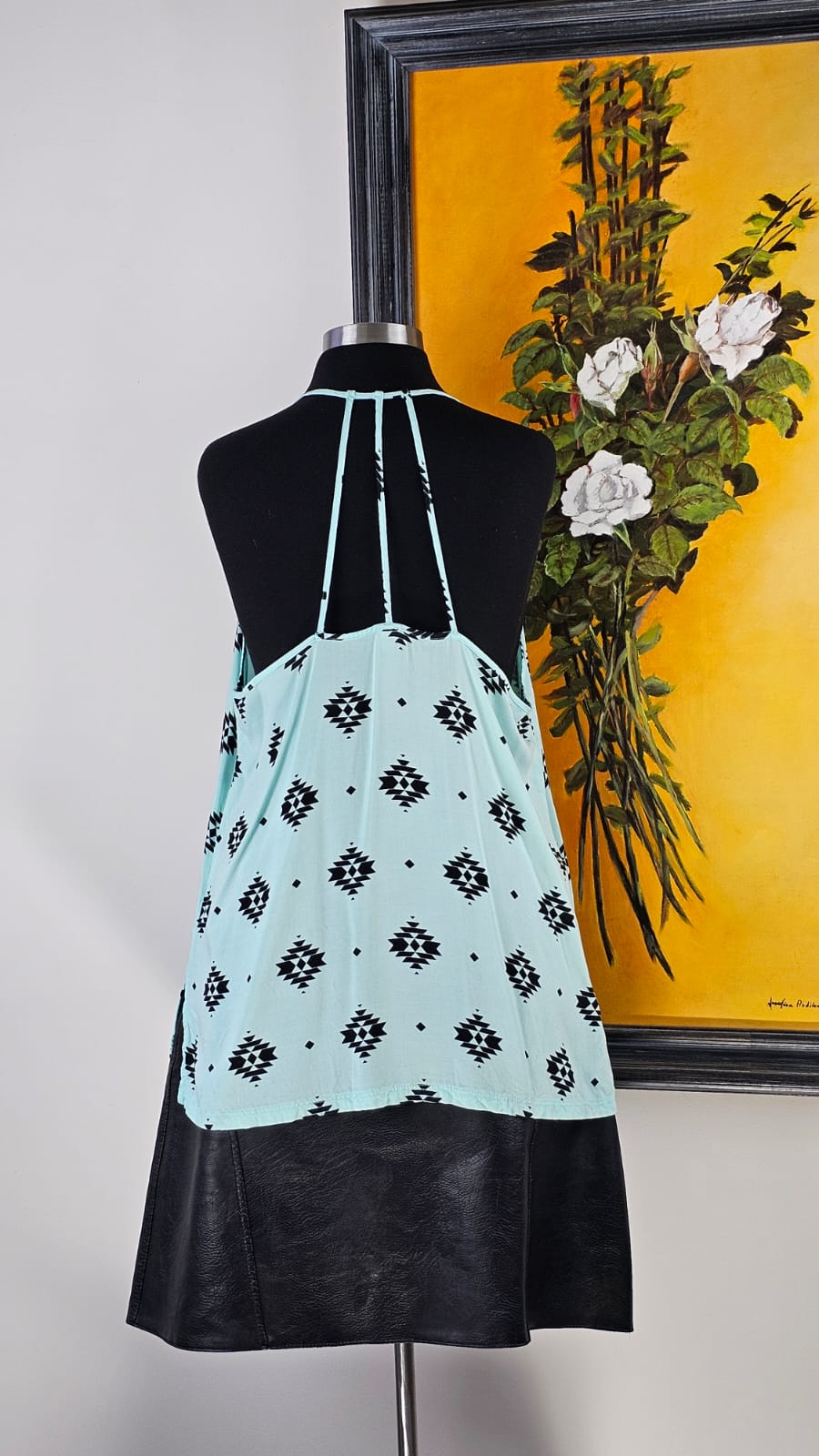 Girls Top No Boundaries   Talla L