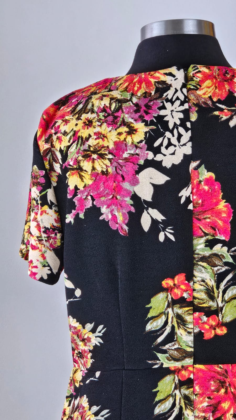 Vestido Premium Cooktail APT.9  Talla L