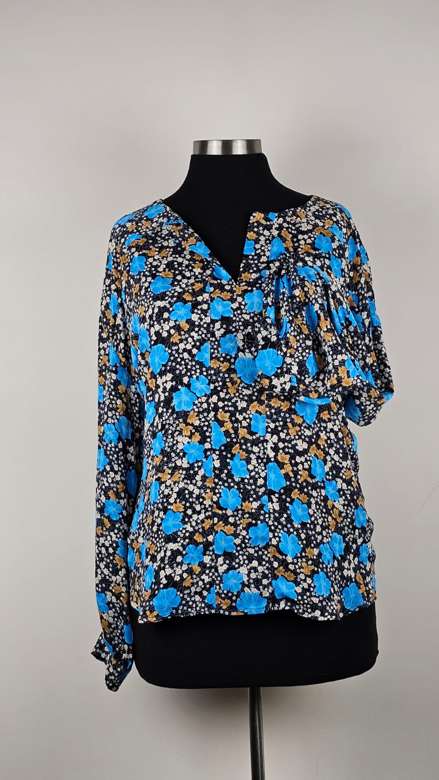 Blusa Premium Ann Taylor  Talla L