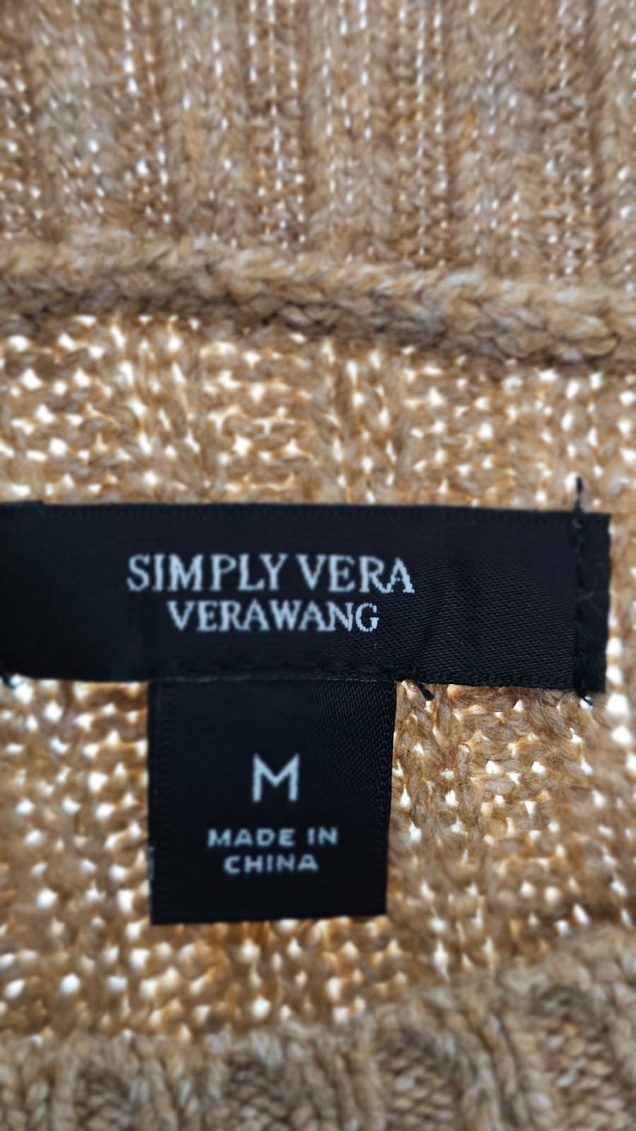 Sweater Premium Simple Vera  Talla M