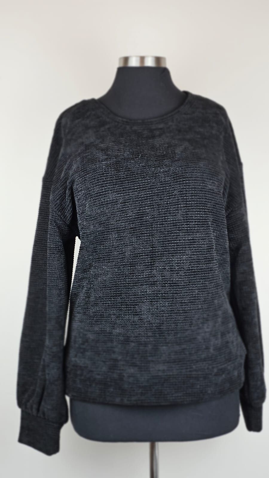 Sweater Premium Time and True  Talla M