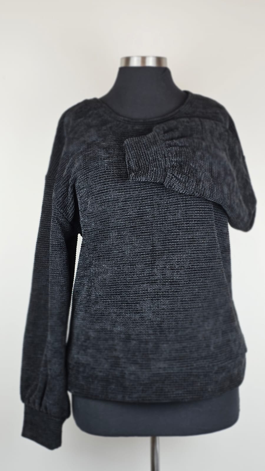 Sweater Premium Time and True  Talla M