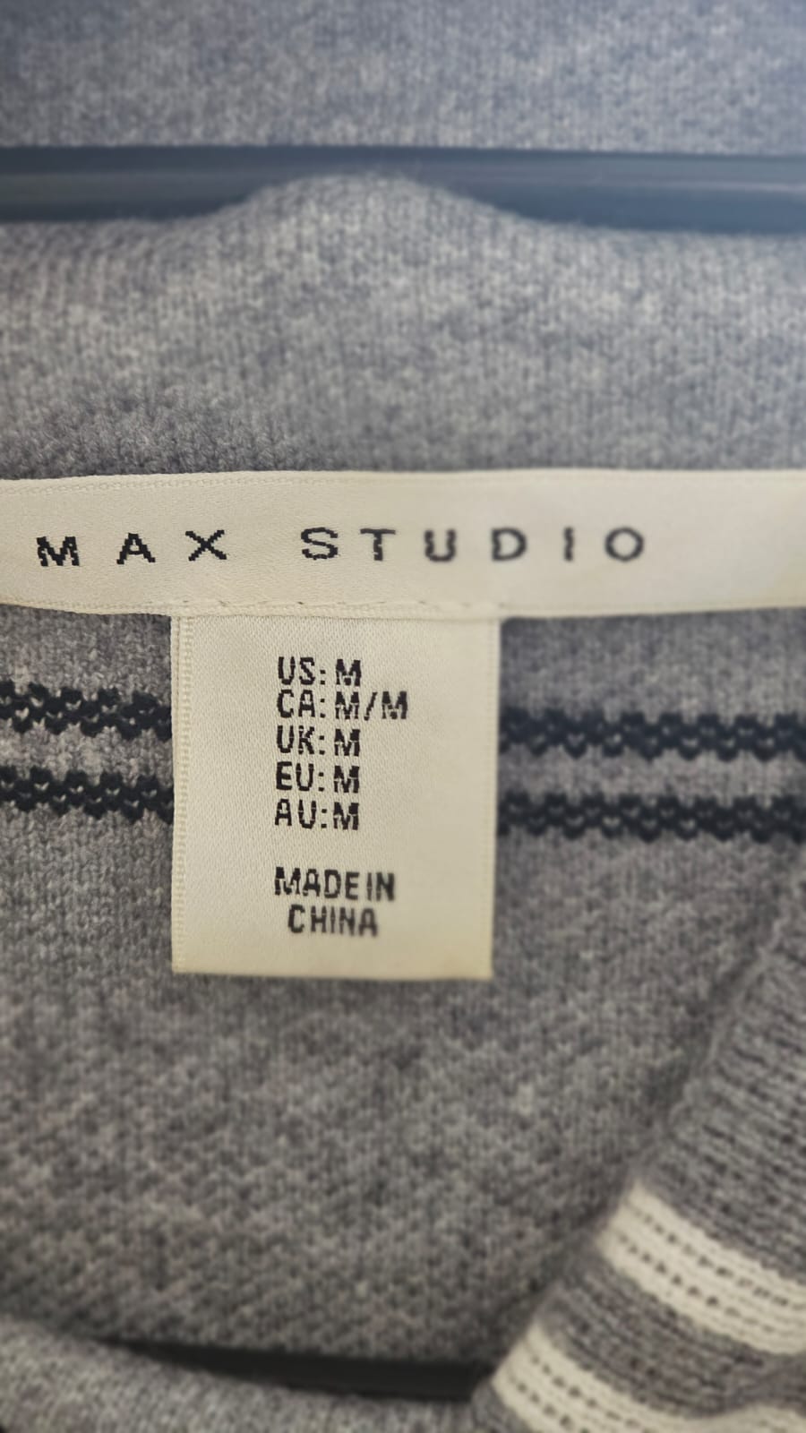 Sweater Premium Max Studio  Talla M