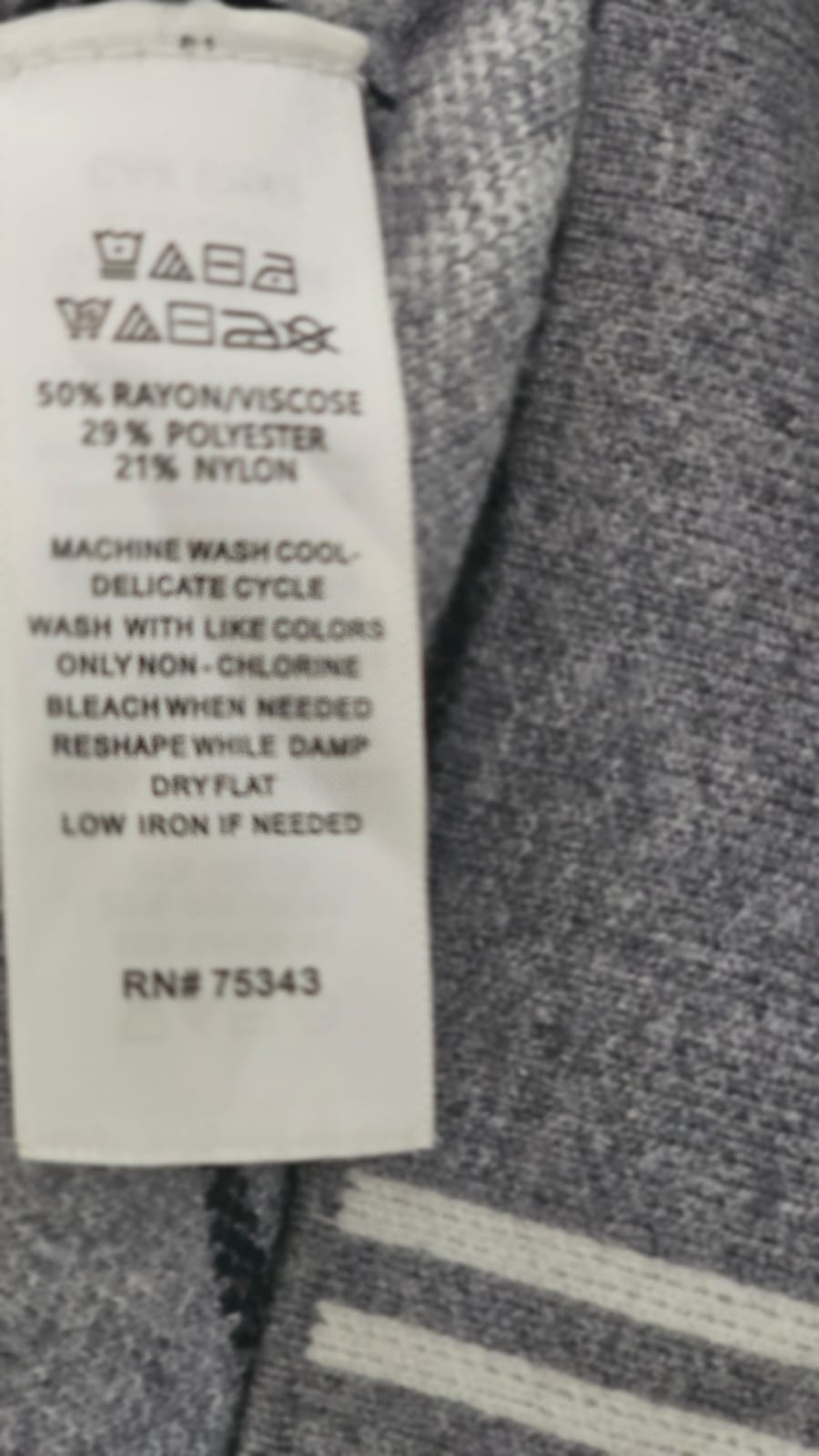 Sweater Premium Max Studio  Talla M