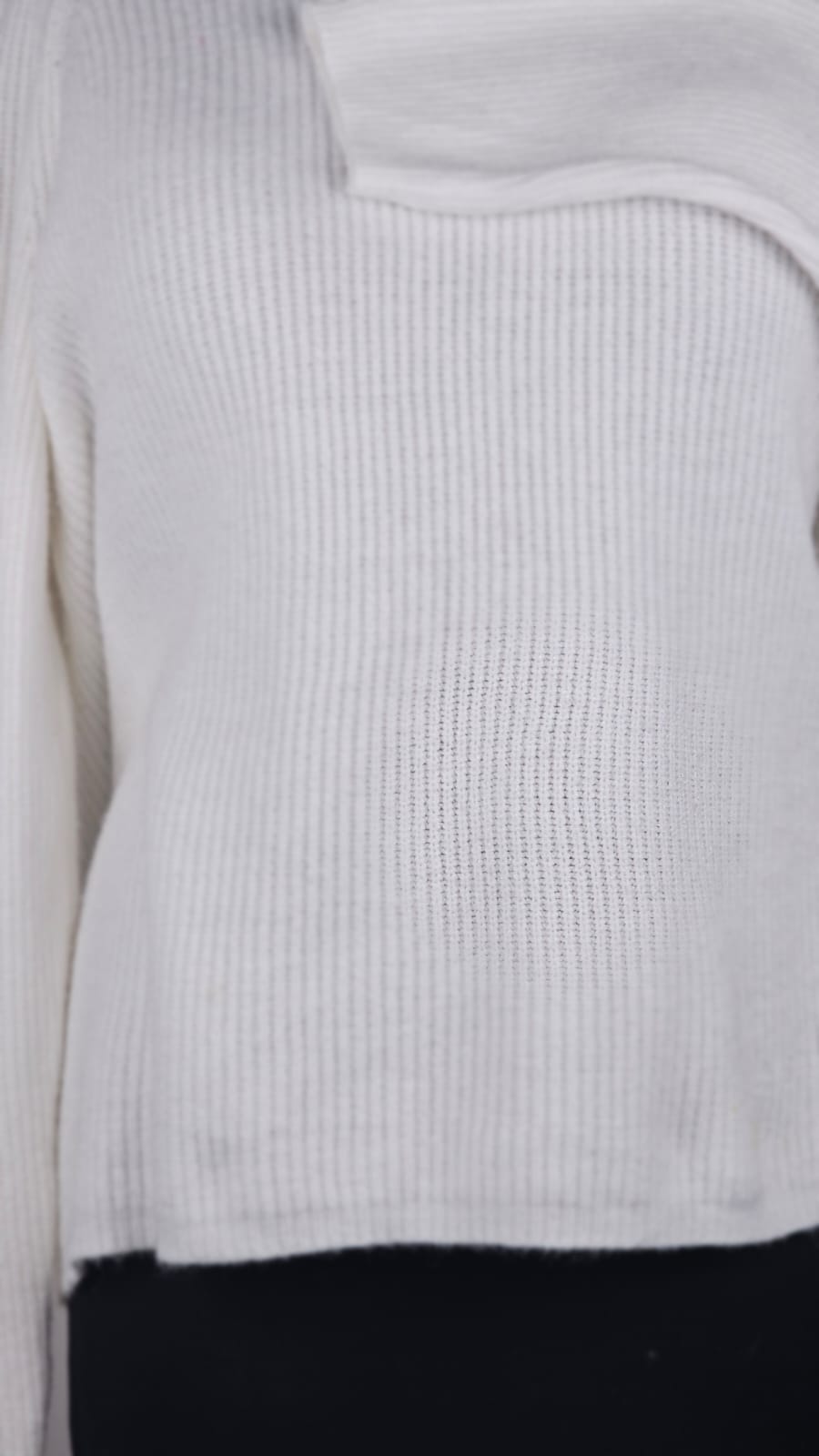 Sweater Premium THARI  Talla XL