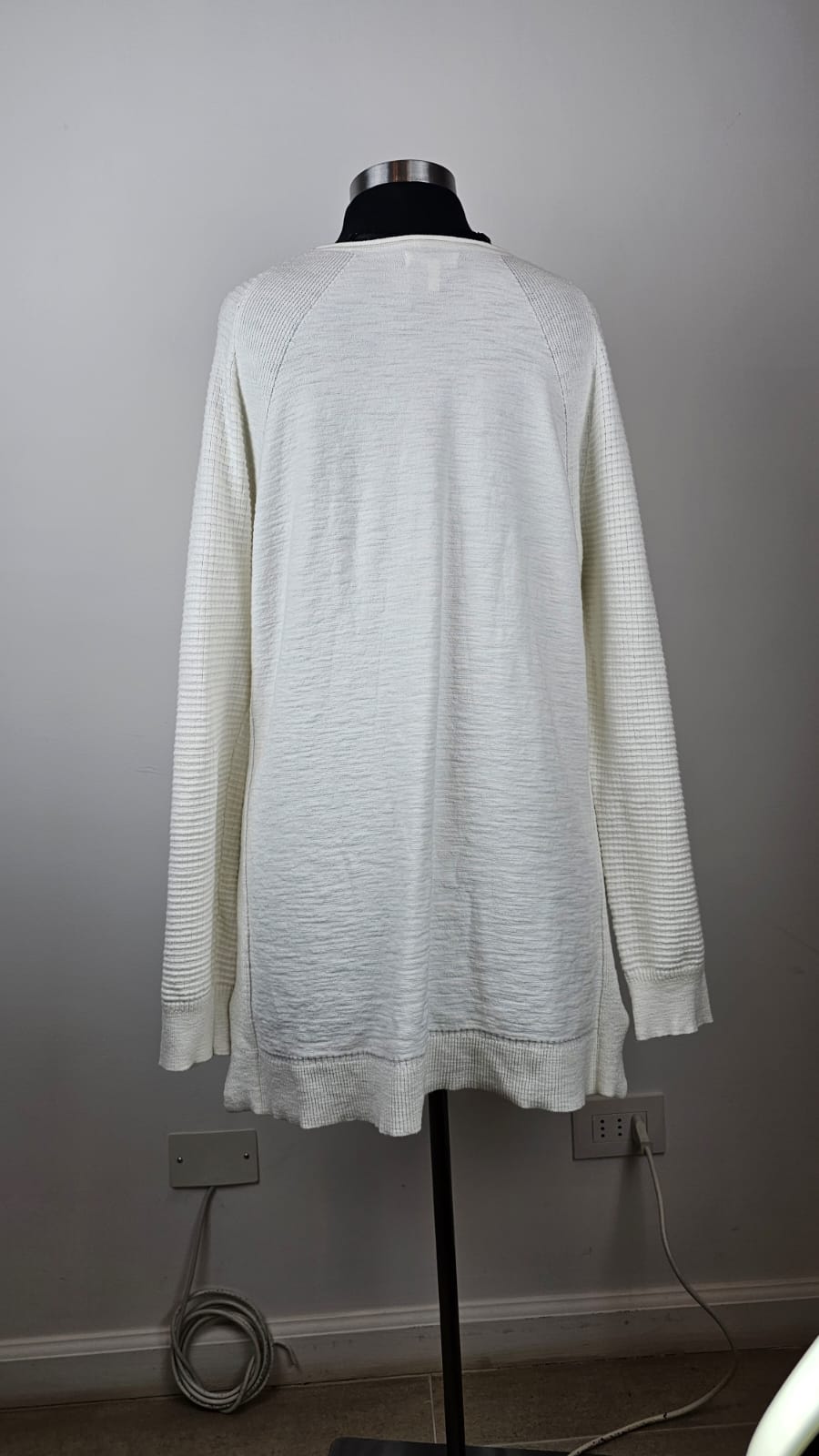 Sweater Premium Maurices  Talla L