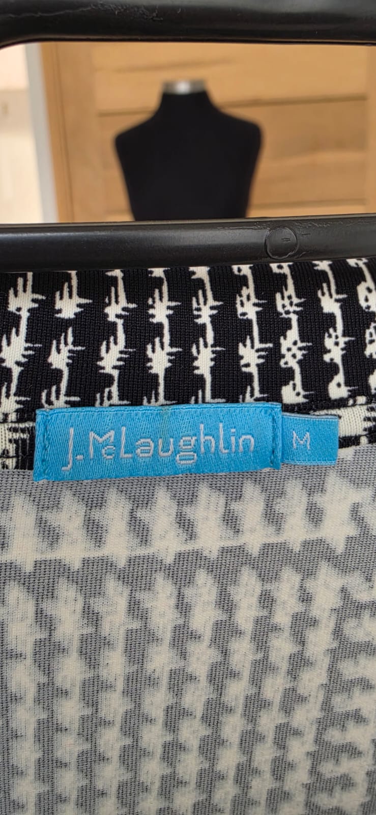 I/O Premium J. Mc Laughlin Talla M